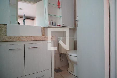 Banheiro  de apartamento à venda com 1 quarto, 33m² em Vila Ipiranga, Porto Alegre