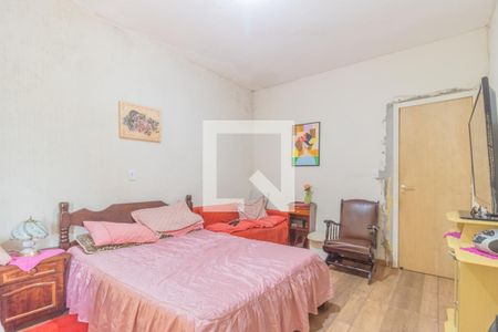 Quarto Suíte 1 de casa à venda com 7 quartos, 300m² em Mathias Velho, Canoas