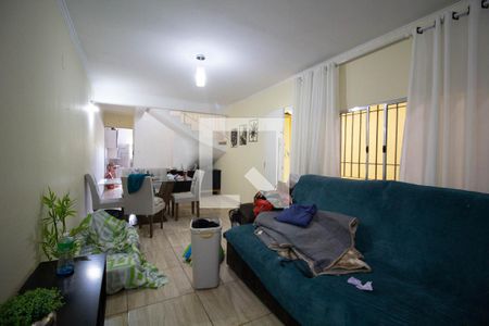 Sala de casa à venda com 3 quartos, 130m² em Vila Regina ( Zona Leste), São Paulo