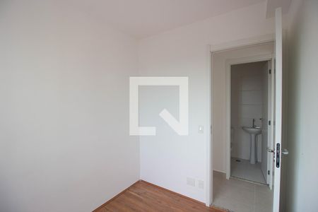 Quarto 1 de apartamento para alugar com 2 quartos, 32m² em Vila Nova Curuçá, São Paulo