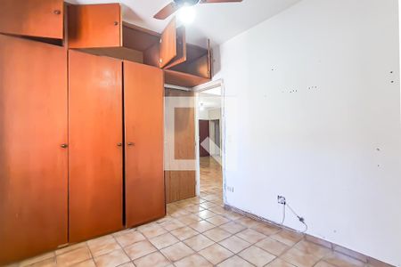 Quarto 1 de apartamento para alugar com 2 quartos, 80m² em Jardim Três Marias, Guarujá