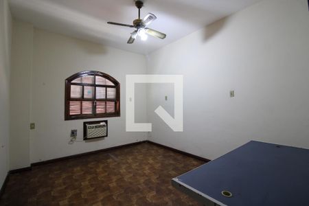 Quarto 01 de casa para alugar com 3 quartos, 1300m² em Freguesia (jacarepaguá), Rio de Janeiro