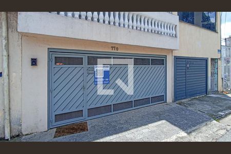 Fachada de casa à venda com 4 quartos, 216m² em Jaguaribe, Osasco