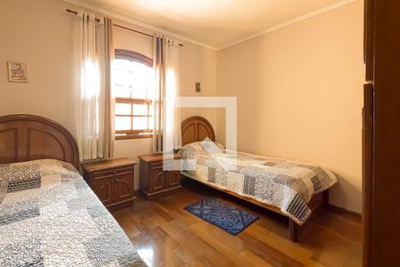 Quarto 1 de casa à venda com 3 quartos, 172m² em Jardim Santa Cecília, Guarulhos