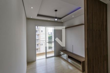 Sala de TV de apartamento para alugar com 1 quarto, 60m² em Jardim Tupanci, Barueri