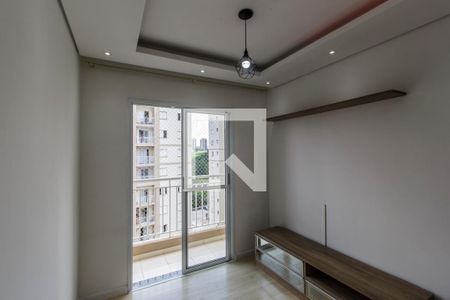 Sala de TV de apartamento à venda com 2 quartos, 60m² em Jardim Tupanci, Barueri
