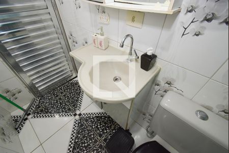 Casa à venda com 72m², 3 quartos e 1 vaga Casa à venda com 72m², 3 quartos e 1 vagaBanheiro 2