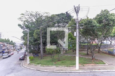 Vista de casa para alugar com 3 quartos, 125m² em Vila Carmem, São Paulo