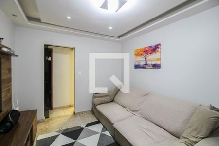 Sala de casa para alugar com 2 quartos, 145m² em Vila Marines, Nova Iguaçu