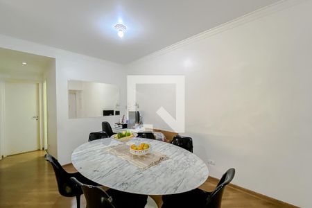 Sala de apartamento à venda com 3 quartos, 68m² em Vila Bertioga, São Paulo