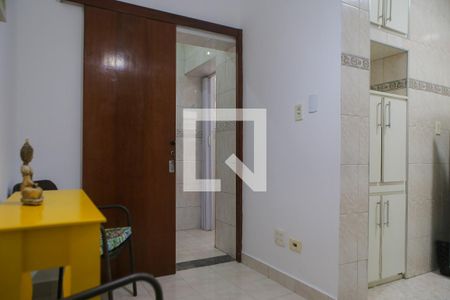 Sala de apartamento para alugar com 1 quarto, 40m² em Gonzaga, Santos