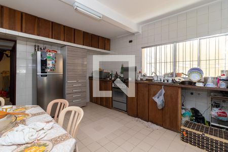 Cozinha de casa à venda com 3 quartos, 180m² em Chora Menino, São Paulo