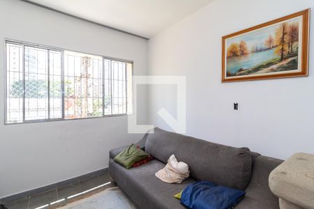 Sala de Estar de casa à venda com 3 quartos, 180m² em Chora Menino, São Paulo