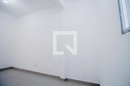 Suíte  de casa para alugar com 1 quarto, 45m² em Parque Pinheiros, Taboão da Serra