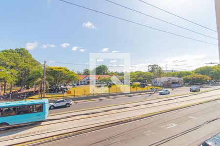 Vista da Sala de apartamento para alugar com 2 quartos, 66m² em Partenon, Porto Alegre