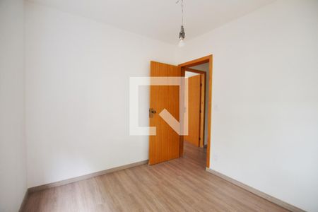 Quarto 1 de apartamento à venda com 2 quartos, 46m² em Cavalhada, Porto Alegre