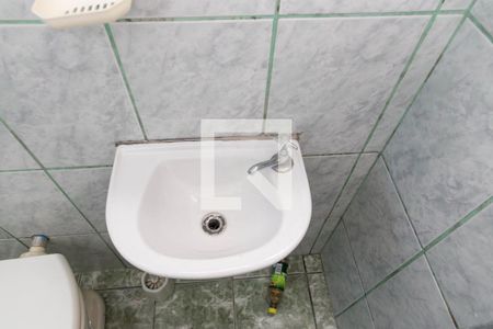 Banheiro de casa para alugar com 1 quarto, 50m² em Vila Nogueira, Diadema
