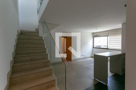 Sala de apartamento à venda com 2 quartos, 170m² em Funcionários, Belo Horizonte