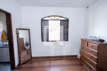 Quarto 1 / suíte de casa à venda com 6 quartos, 290m² em Mangueiras, Belo Horizonte