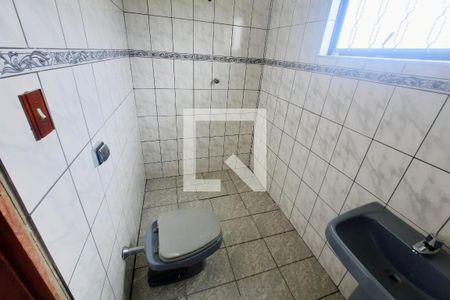 Banheiro da Suíte 1 de casa para alugar com 2 quartos, 180m² em Jardim Nova Ipanema, Sorocaba