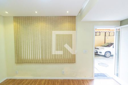 Sala de casa para alugar com 2 quartos, 85m² em Cascadura, Rio de Janeiro