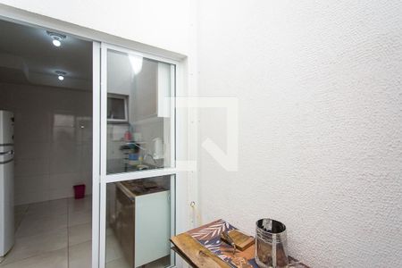 Quintal de apartamento para alugar com 2 quartos, 60m² em Tibery, Uberlândia