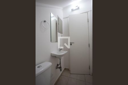 Lavabo de casa para alugar com 3 quartos, 98m² em Vila Santo Estefano, São Paulo