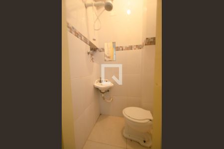 Apartamento à venda com 88m², 2 quartos e sem vaga Apartamento à venda com 88m², 2 quartos e sem vagaBanheiro de Serviço