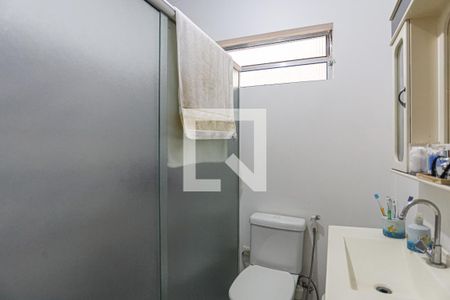 Banheiro de casa à venda com 2 quartos, 113m² em Centro, Osasco