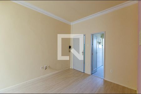 Apartamento à venda com 42m², 1 quarto e sem vagaSala