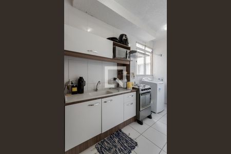 Cozinha e Área de Serviço de apartamento para alugar com 2 quartos, 40m² em Sarandi, Porto Alegre