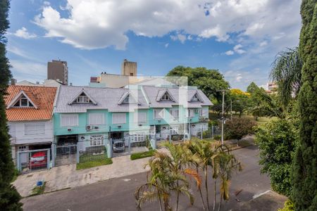 Vista de apartamento para alugar com 2 quartos, 90m² em Jardim Itu Sabará, Porto Alegre