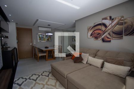 Apartamento à venda com 120m², 3 quartos e 2 vagasSala