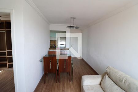 Sala de TV de apartamento para alugar com 2 quartos, 43m² em Penha de França, São Paulo