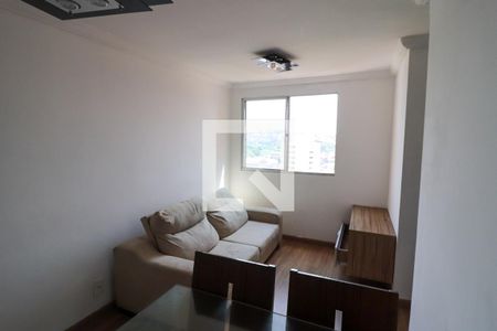 Sala de TV de apartamento para alugar com 2 quartos, 43m² em Penha de França, São Paulo