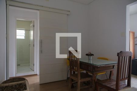 Sala de casa para alugar com 2 quartos, 75m² em Boqueirão, Santos