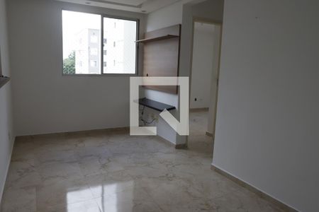 Sala de apartamento para alugar com 2 quartos, 47m² em Parque Santa Rosa, Suzano