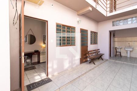 Studio à venda com 125m², 7 quartos e 5 vagas Studio à venda com 125m², 7 quartos e 5 vagasÁrea Externa