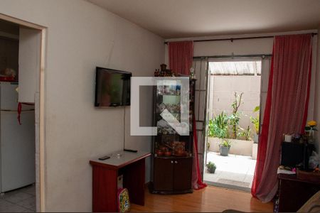 Sala de apartamento à venda com 2 quartos, 48m² em Arvoredo, Contagem