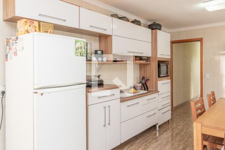 Casa à venda com 160m², 3 quartos e 2 vagas Casa à venda com 160m², 3 quartos e 2 vagasCozinha