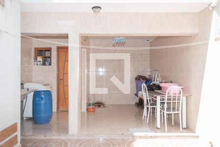 Casa à venda com 160m², 3 quartos e 2 vagas Casa à venda com 160m², 3 quartos e 2 vagasLavanderia