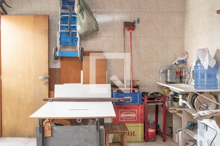 Casa à venda com 160m², 3 quartos e 2 vagas Casa à venda com 160m², 3 quartos e 2 vagasQuarto dos fundos