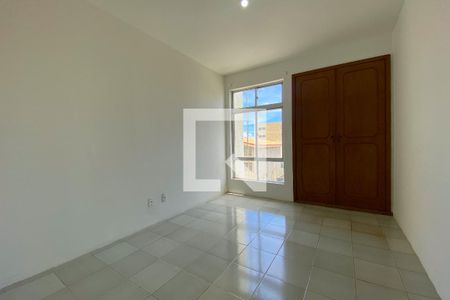 Quarto de apartamento para alugar com 2 quartos, 82m² em Amaralina, Salvador
