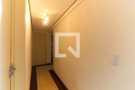 Corredor de apartamento à venda com 3 quartos, 108m² em Jardim Leonor, São Paulo