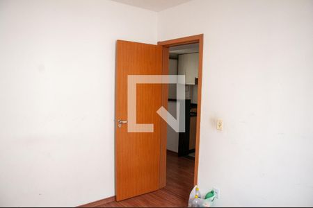 Quarto 1 de apartamento à venda com 2 quartos, 47m² em Califórnia, Contagem