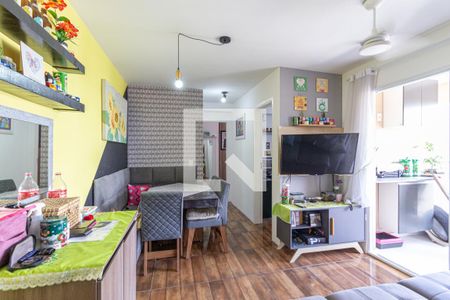 Sala de apartamento para alugar com 2 quartos, 50m² em Jardim Roberto, Osasco