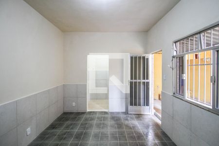 Sala de casa para alugar com 1 quarto, 50m² em Centro, Nilópolis