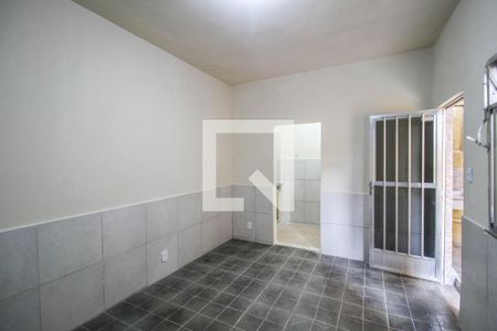 Sala de casa para alugar com 1 quarto, 50m² em Centro, Nilópolis