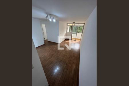 Apartamento à venda com 3 quartos, 68m² em Vila Sofia, São Paulo