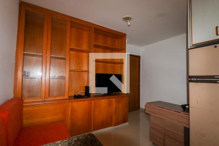 Sala/Cozinha de apartamento para alugar com 1 quarto, 30m² em Cristo Rei, Curitiba